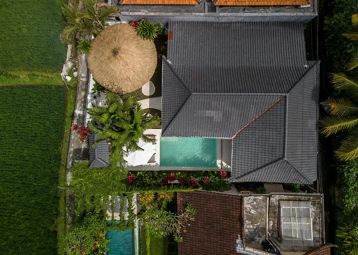 Moonlight Villa By Evdekimi Ubud